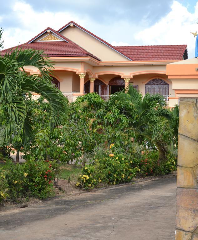 Kampot Manor Hotell Eksteriør bilde